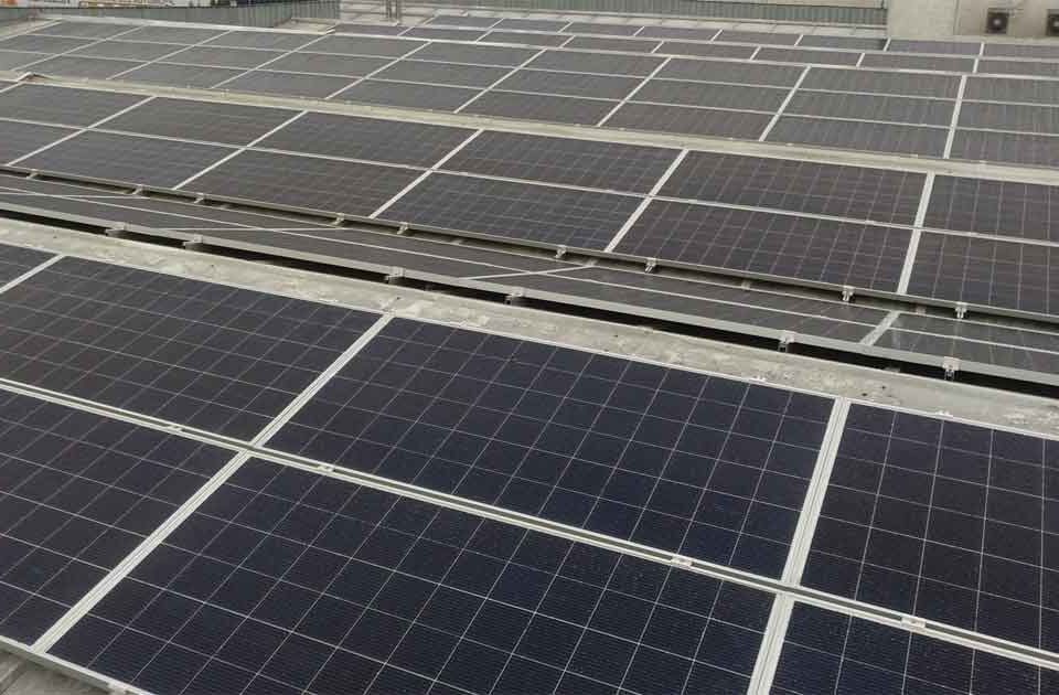 instalacion paneles solares area de servicio martos jaen