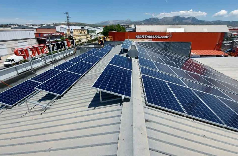 instalacion paneles solares taller buitrago peligros granada