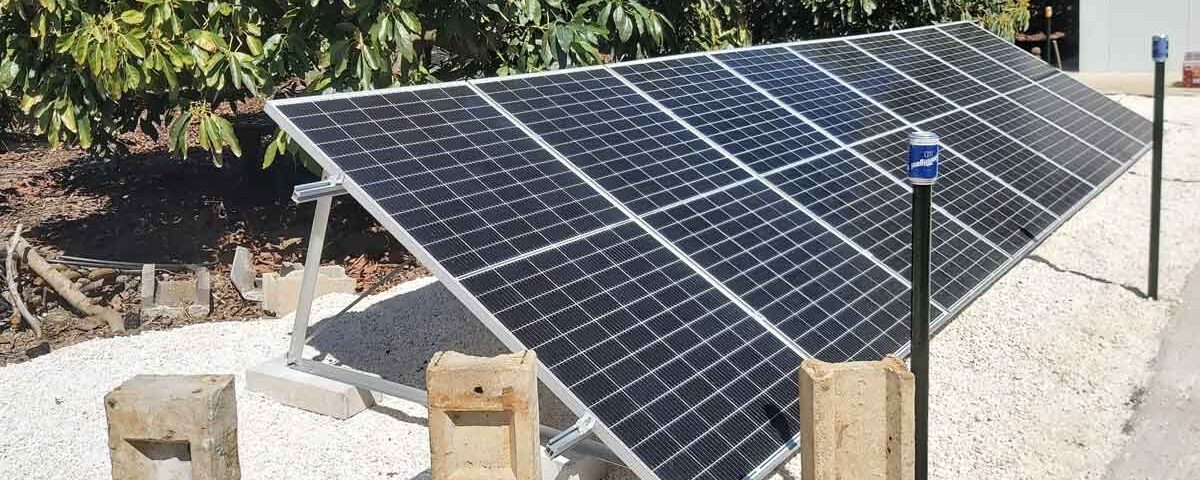 instalacion placas solares plantacion aguacate malaga