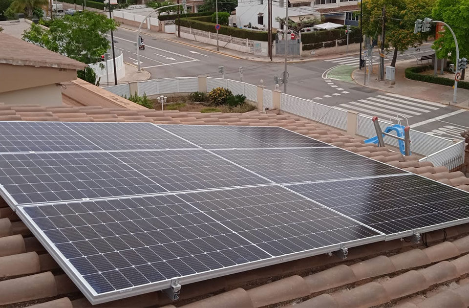 autoconsumo paneles solares benicassim castellon