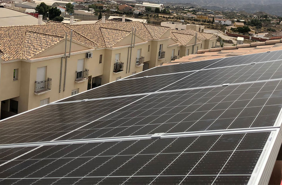 instalacion paneles solares utoconsumo albox almeria