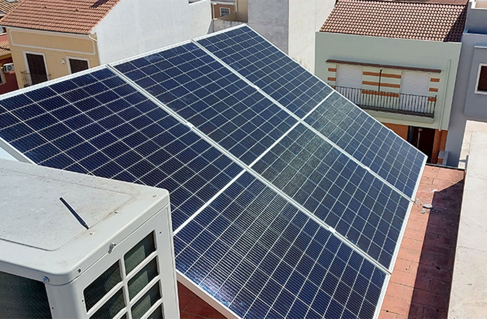 autoconsumo paneles solares benalmadena malaga