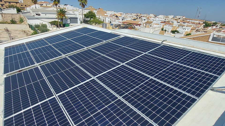 Instalación autoconsumo fotovoltaico Mantecados Gamito