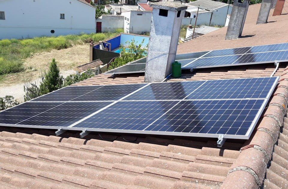 paneles solares autoconsumo vivienda cordoba