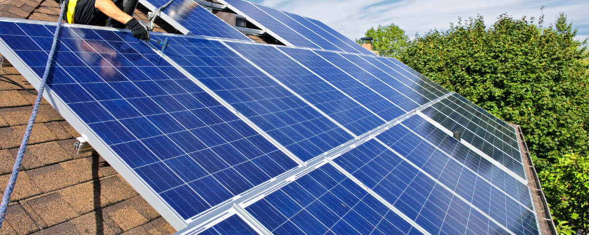 Riesgos instalar paneles solares por tu cuenta