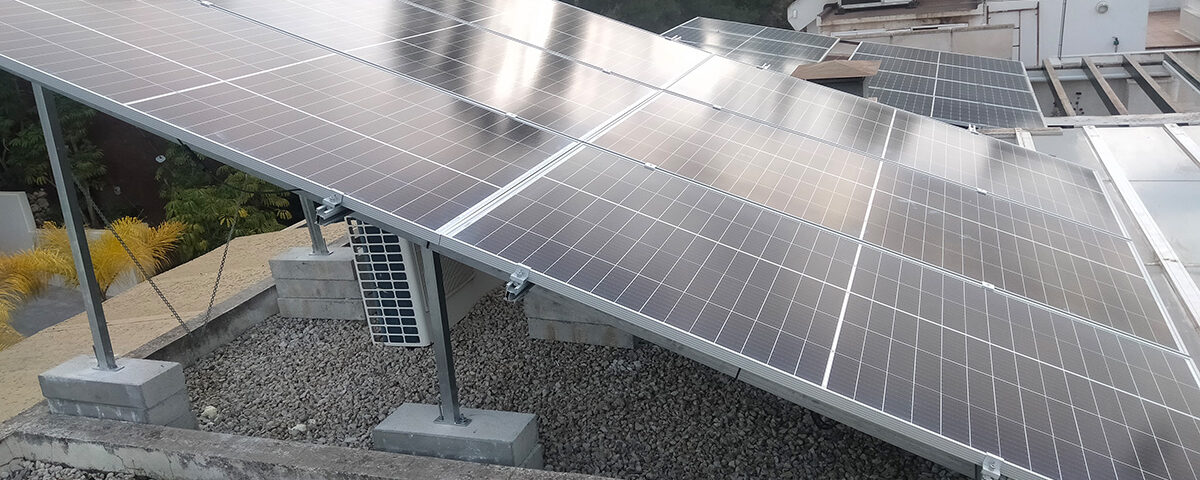 instalacion paneles solares vivienda malaga