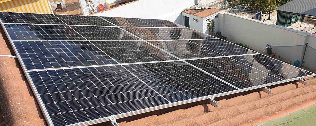 instalacion paneles solares vivienda cabra