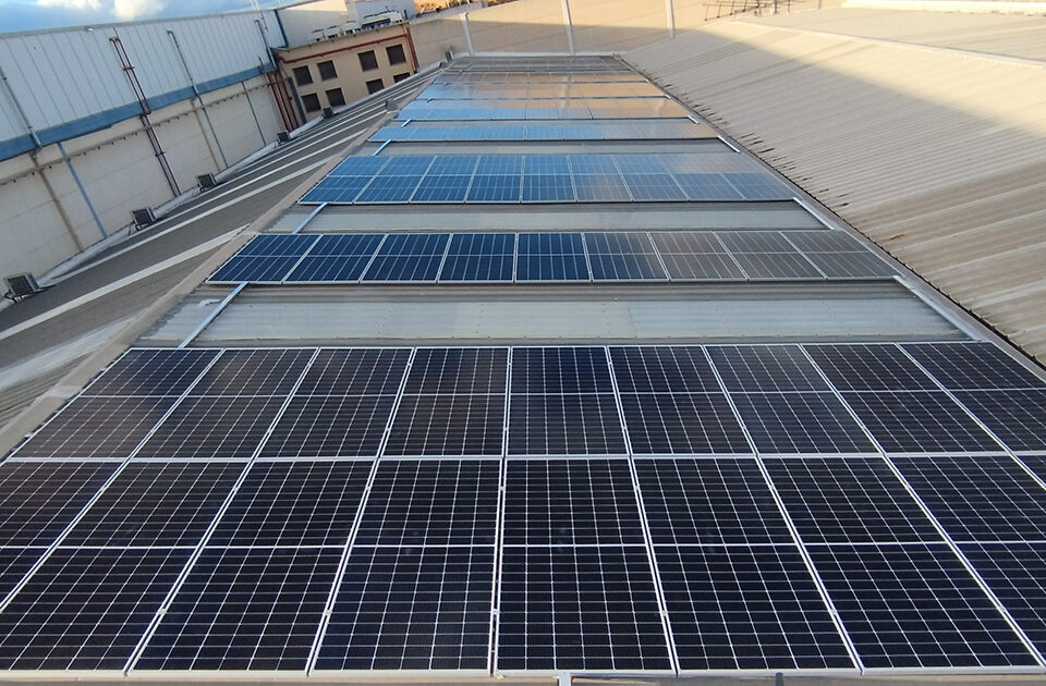 instalacion autoconsumo solar indutrial pvc malaga
