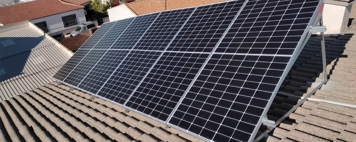 instalacion placas solares vivienda linares jaen