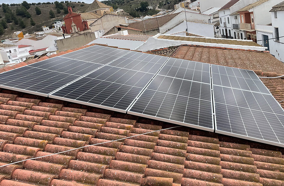 instalacion placas solares en vivienda lucena cordoba