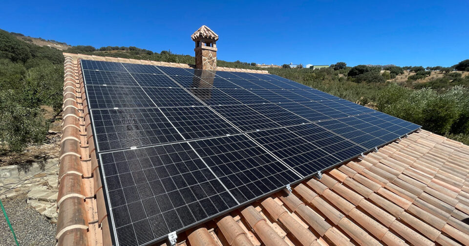 peso de los paneles solares